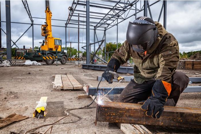 Construction Welding Types, Applications, Safety, Jobs and Salary Guide